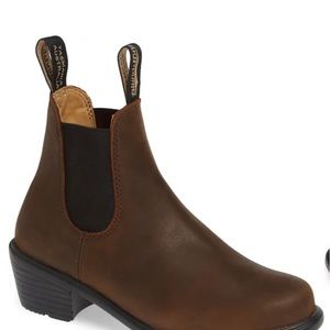 Blundstone 1673 Chelsea Bootie size 8 Antique Brown Leather
